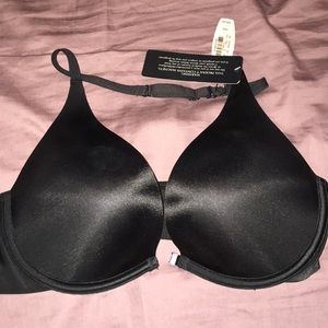 New with tags Victoria secret halter bra